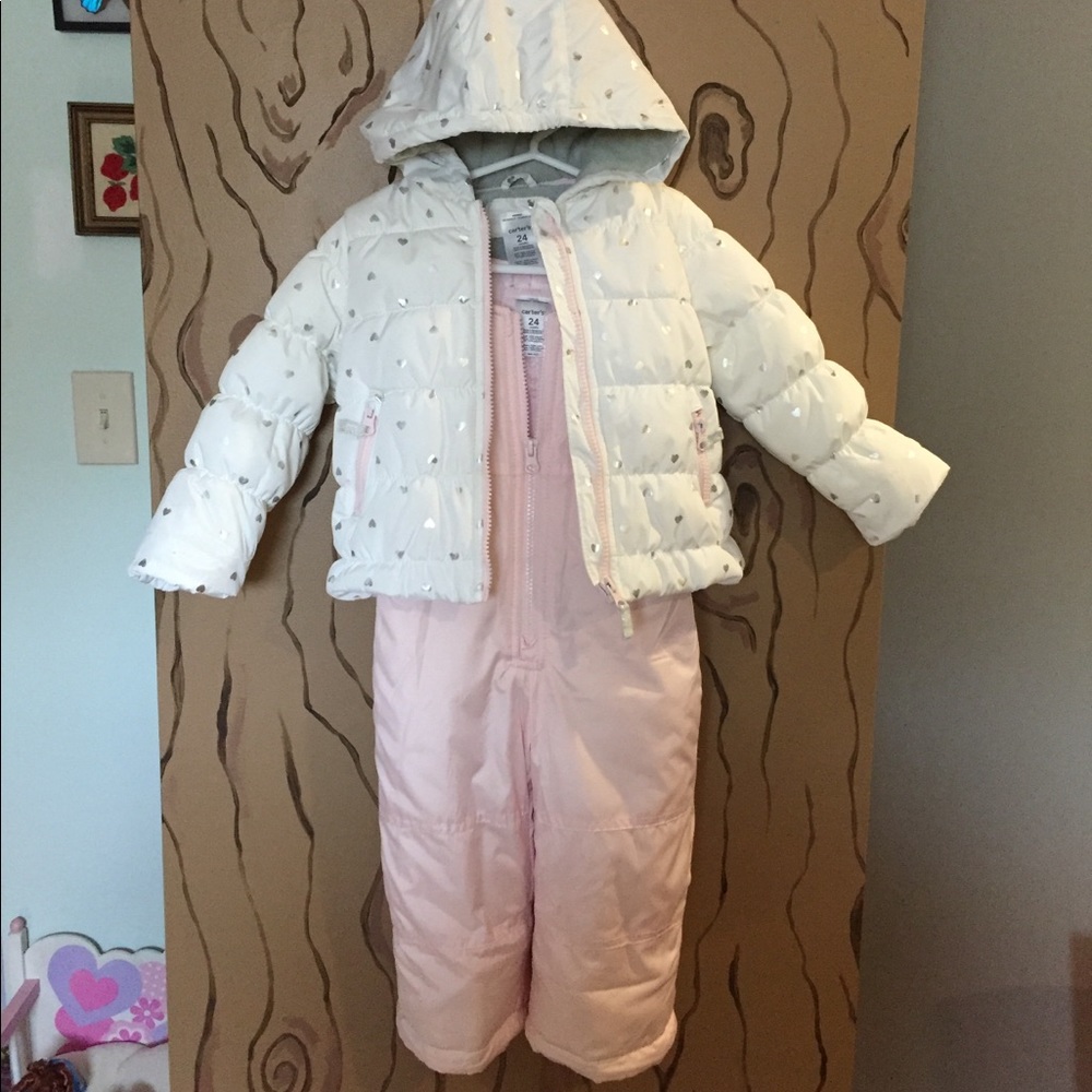 Carters girls snow suit size 24 months never worn